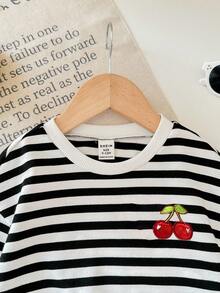 SHEIN Babygirl Cute Versatile Knitted Striped Heart Pattern Long Sleeve Sweatshirt, Autumn/Winter - Black and White - View 3