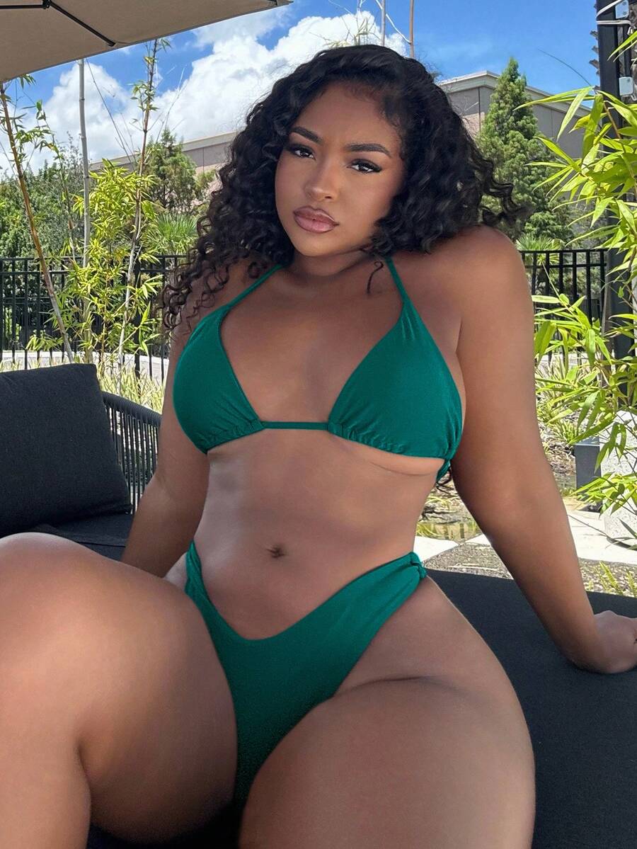 Alexandranx Women Simple & Fashion Casual Bikini Swimwear For Summer Beach Vacation - Green - View 1