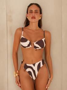 Swim Chiccia Women's Elegant Romantic Island Vacation Acrylic Metal Decor Geometric Print Bikini Set - Multicolor - View 3