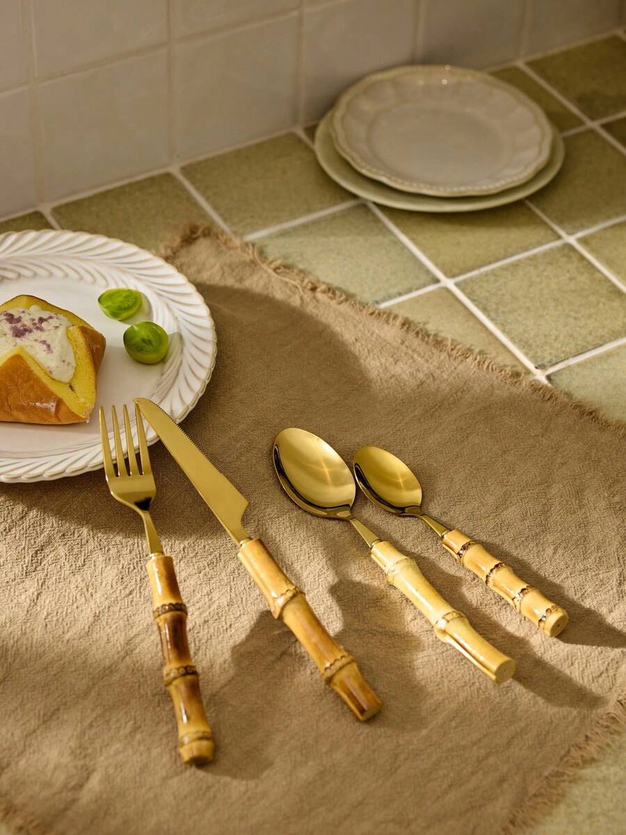 Cirelle 16/4 件套竹制不锈钢餐具套装，带天然竹柄，学校用品，圣诞节礼物，感恩节和万圣节节日餐具 - 金色 - 查看 1