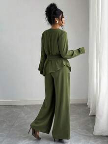 Elenzga Set di camicia verde militare a collo tondo in tessuto grinzoso con vita stretta e pantaloni larghi a vita elastica con tasche, stile vintage francese elegante, minimalista, casual per autunno/inverno, nuovo arrivo per il Ringraziamento, taglie forti - Verde militare - Visualizzare 2
