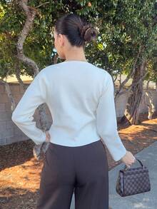 Andrea Bello Women's Elegant Metal Button V-Neck Cardigan Sweater, Autumn/Winter,Fall