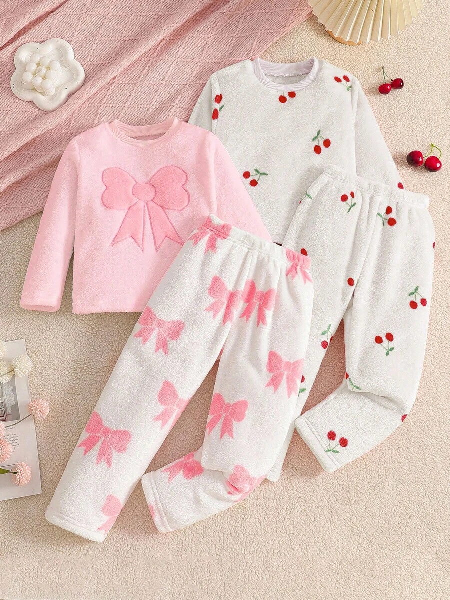 SHEIN Playful Pals Conjunto de 4 piezas de pijama informal y cómodo de franela con pantalón largo y manga larga con diseño minimalista de nubes y corazones en color rosa para niñas jóvenes