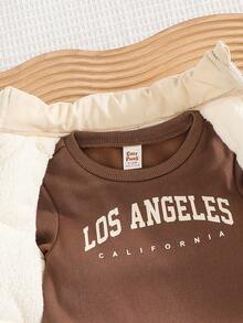 Cozy Pixies 3 件套男婴字母印花柔软针织圆领长袖套头衫、慢跑裤和无袖背心套装 - 棕色 - 查看 3