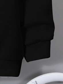 SHEIN EZwear 休闲舒适圣诞仿亮片刺绣姜饼人和蝴蝶结印花连帽宽松运动衫，适合圣诞节、派对、圣诞鹿、圣诞聚会、圣诞派对、家庭聚会、家庭、情侣、姐妹穿着 - 黑色 - 查看 5
