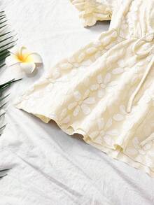 Trelyra Stylish Fresh Jacquard Short Sleeve V-Neck Top For Women, New Summer 2025 Fashion Short Sleeve Blouse