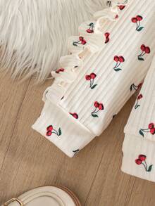 SHEIN 2pcs/Set Young Girl' Casual Raglan Sleeve Cherry Print Top And Leggings, With Ruffle Hem And Heart Print, Versatile Casual Suit For Young Girls - Red - View 8