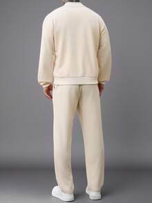 Manfinity Homme 男士休闲纯色外套和裤子套装，秋季男士套装，奶油色男士套装，米色男士套装，Katseye 街头风男士运动套装，香槟色男士休闲套装，复古风格，日常休闲，周末旅行，户外活动，探险旅行，轻松的工作环境或半正式场合，男友/丈夫礼物，周年纪念礼物，圣诞节套装 - 杏色 - 查看 2