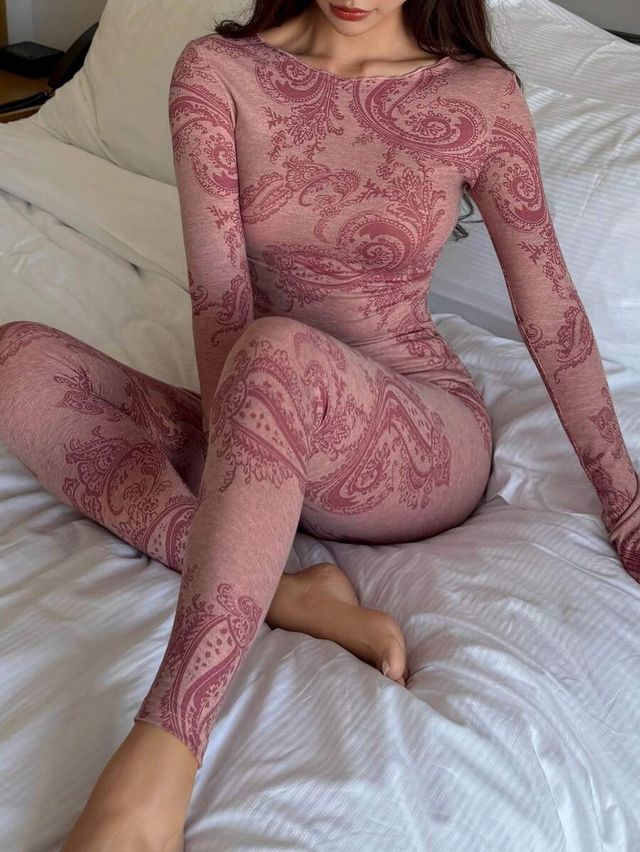 DAZY Women's Floral Pattern Fitted Pajama Set, Autumn/Winter - Pink - View 1