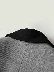 Franclia 女士休闲黑灰色拼接面料翻领口袋覆盖袖口翻领下摆条纹西装外套 - 灰色 - 查看 3