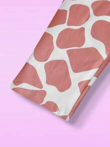 Cute Giraffe Print Young Girls Crew Neck Long Sleeve Comfortable Pajamas