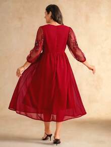 Flouryn Plus Size Women Elegant V-Neck Sequin Lace Patchwork Long Sleeve, Waist Cinched A-Line Long Black Chiffon Dress Suitable For Party, Gathering - Red - View 2