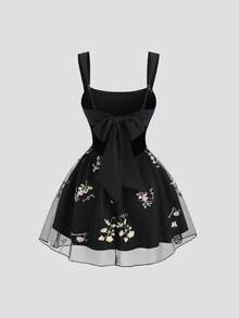 Sweetra French Style Apricot Embroidered Square Neck Waist Cinched Cute Sweet Elegant Women's Mini Dress, Spring/Autumn - Black - View 1