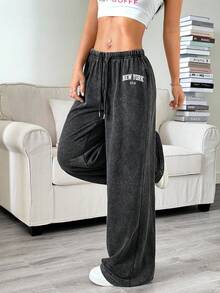 Attitoon Quần dài thể thao ống đứng lưng thấp thường ngày dành cho nữ, chất liệu 62% cotton, họa tiết in New York; Quần ống rộng dáng rộng cổ điển đã giặt, dây rút, màu đen; Phù hợp cho mùa thu đông, đi chơi - màu đen - Xem 14