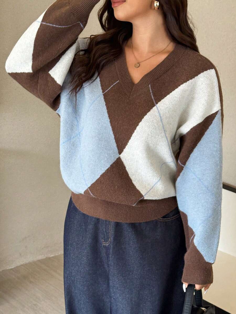 Dazy Plus Fashionable Color Block V-Neck Diamond Pattern Loose Plus Size Pullover Sweater For Women, Autumn/Winter - Chocolate Brown - View 1