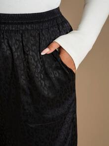 SHEIN Tall CURVE Pantalon décontracté ample avec cordon de serrage et poches, imprimé léopard grande taille - Noir - Voir 7