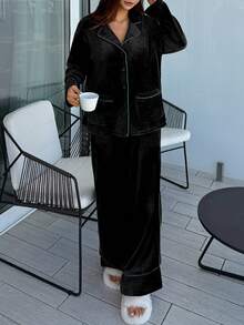 DAZY Women's Plush Contrast Trim Design Fluffy Cozy Pajama Set, Winter - Black - View 8