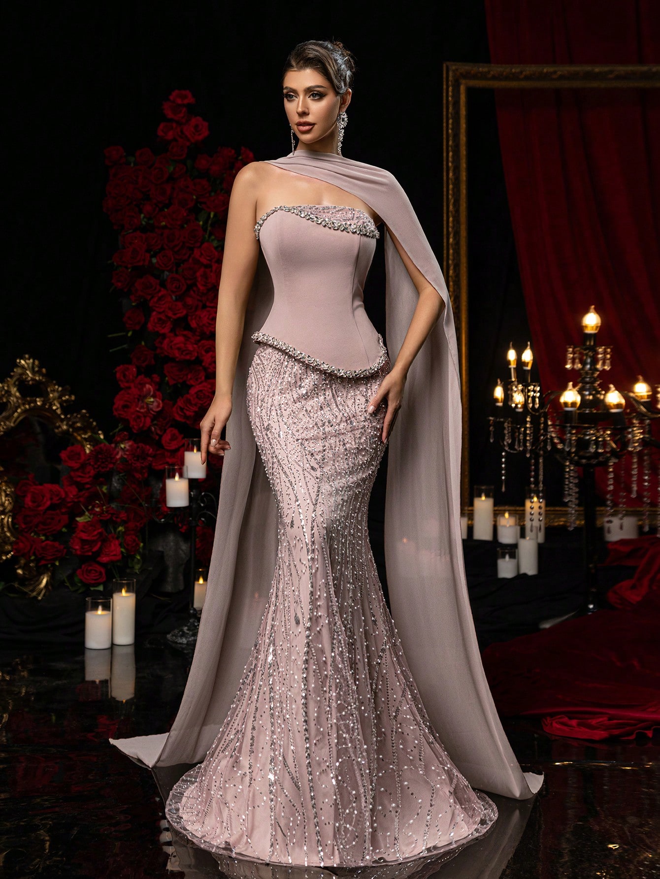 Glamrae تنورة مرمر مطرزة بالألماس واللؤلؤ والترتر...