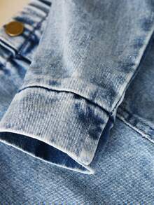 Conjunto de 2 piezas de mezclilla para niñas bebés, nueva llegada de chaqueta de mezclilla casual suelta azul lavada con bordado de cereza linda y pantalones vaqueros de pierna recta relajada, de moda y versátil para primavera/otoño, adecuado para uso diario, sesión de fotos, salida, fiesta - Azul lavado medio - Ver 7