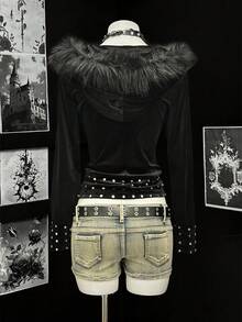 EgrlEra Áo nỉ trùm đầu màu đen dành cho nữ có cổ lông thú giả và trang trí bằng kim loại - màu đen - Xem 2