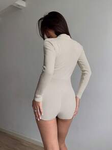 SHEIN Unity جمبسوت قصيرة كاجوال بأزرار نصفية ولون أحادي للنساء للارتداء اليومي - لون مشمشي - مشاهدة 2