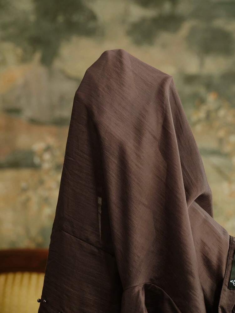 Blusa elegante da donna a maniche lunghe con colletto alto, in tessuto trasparente, con decorazioni in pizzo, fiori e perline, adatta per l'autunno/inverno
