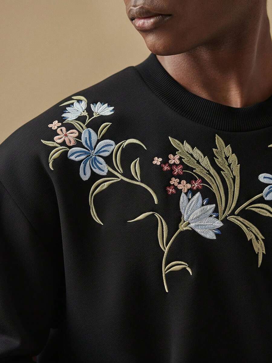 AKNOTIC 男士花卉刺绣宽松圆领长袖套头衫，秋冬 - 黑色 - 查看 1