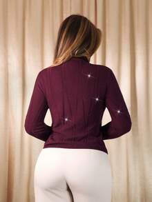Xyvia 女士优雅修身针织上衣，质感闪亮几何图案高领毛衣，适合派对、新年、圣诞节、秋冬季穿着。 - 酒紅色 - 查看 2