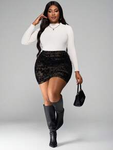 SHEIN PETITE CURVE Plus-Size Ladies' Elegant Skirts,Beige,Autumn,Date Night,Wedding Guest,Lace Sheer Bodycon Ruched Mini Skirt,Floral Mesh Rave Festival Concert Women - Black - View 6