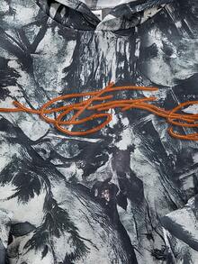 SHEIN 2 件套青少年男孩休闲宽松自由女神像、火焰、黑色火焰图案连帽衫和裤子套装，适合秋冬季 - 彩色 - 查看 4