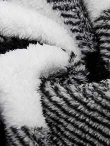 SHEIN PETITE CURVE Karierter Flanellmantel in Große Größen, Damen, Herbst/Winter