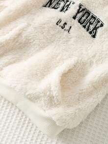 Cozy Pixies 2 pièces Ensemble pull col rond à manches longues en tricot doux avec imprimé lettres et pantalon à taille élastique pour bébé garçon, tenue en peluche, ensemble blanc, ensemble avec broderie New York, tenue pour bébé garçon, ensemble beige pour bébé garçon, convient pour l'hiver, l'automne, la rentrée scolaire - Nude - Voir 6