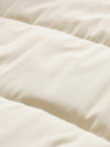 Manfinity Hypemode 宽松男士保暖加厚绗缝冬季背心设计师款 - 米色 - 查看 7