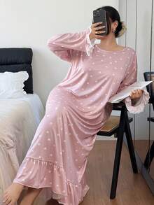 SHEIN Plus Size Heart Print Ruffle Hem Long Nightgown, For Fall & Winter, Moo Moo Night Dress - Pink - View 1