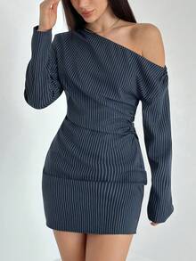 Aloruh 女士蓝色条纹休闲迷你连衣裙，适合通勤。 - 藏蓝色 - 查看 4