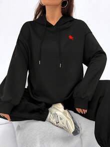 SHEIN EZwear 休闲简约马匹印花连帽长袖宽松女式卫衣，秋冬 - 黑色 - 查看 3
