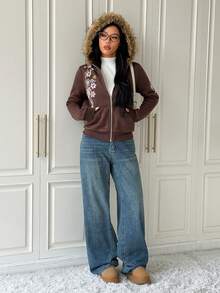 SHEIN EZwear بلوزة رياضية بنية، بلوزة رياضية نسائية بطباعة بسيطة لفصل الشتاء وأعياد الميلاد ورأس السنة والشكر، بأكمام طويلة - قهوة بني - مشاهدة 5