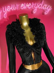 Slaydiva 2025夏季新品，适合生日派对、返校、校园风、日常穿着、休闲、度假、邮轮旅行、海滩、派对、性感夜店等场合，长袖开衫，毛茸茸的领口和袖口，搭配紧身短裤，酒红色蛇纹压花金属面料，女士两件套 - 黑色 - 查看 4
