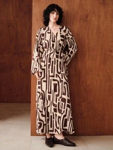 Zovinel 女式简约几何印花长袖连衣裙 - 棕色 - 查看 6