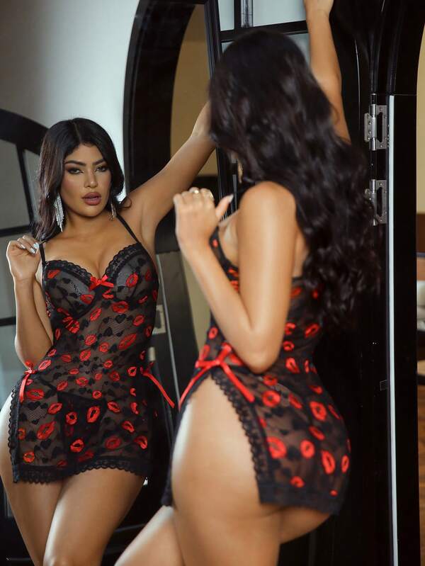 2pcs Women Sexy Lace Patchwork Nightgown Set