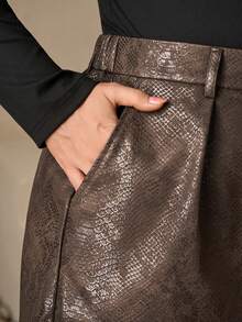 SHEIN Clasi Plus Size Women's PU Snake Skin Print Shorts,High-Waisted Wide-Leg Pleated Casual Brown Leather Shorts With Pockets,Pink And Grey,Summer,Casual,Night - Brown - View 8