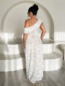 SHEIN SXY Vestido elegante y sexy de mujer con cuello asimétrico y encaje transparente