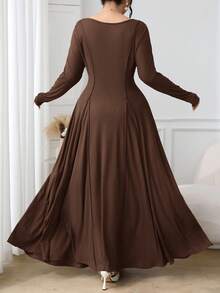 Modelyn Đầm suông dài tay dáng rộng màu trơn có nút cài nửa thân dành cho nữ cỡ lớn - Lạc đà - Xem 3