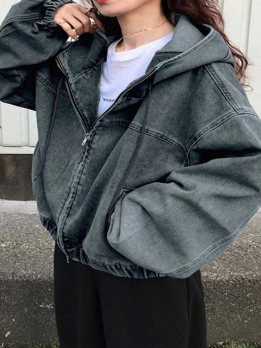 Dazy Plus 大码女式轻质水洗牛仔夹克，连帽拉链宽松灯笼袖下摆抽绳休闲外套 - 霧霾藍 - 查看 1