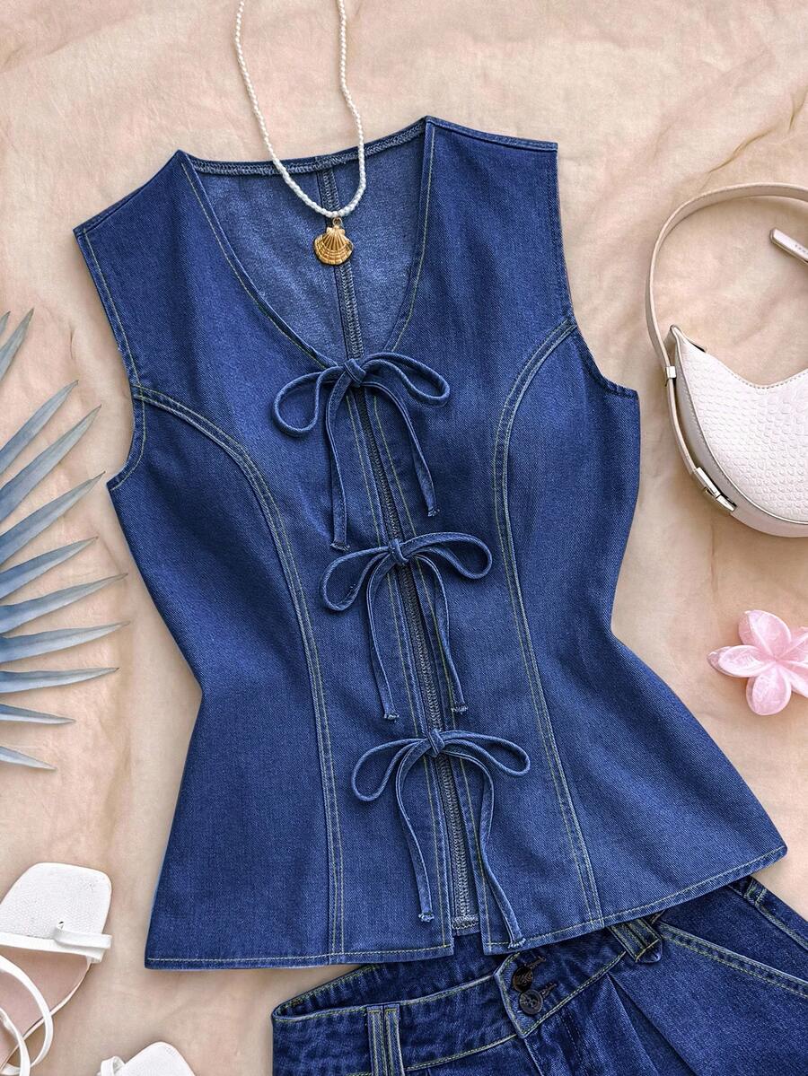 Soleia 女式休闲无袖V领系带牛仔衬衫 - 深色水洗藍 - 查看 1