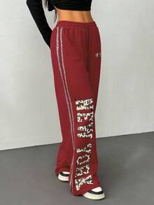 SHEIN PETITE 女士日常运动休闲新年豹纹宽松直筒裤 - 紅色 - 查看 3