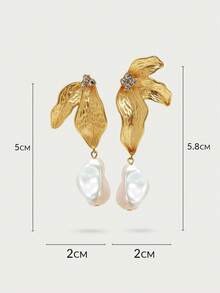 Opalesca 一对珍珠/珍珠母贝材质，纹理质感，金属光泽，镶嵌水钻的18K金珍珠叶形耳坠，优雅、可爱、奢华，适合派对、休闲、工作、婚礼、节日、度假、露营等场合，也适合Y2K风格/送给妈妈/女性/女孩/秋季/冬季/节日/假日/度假/复古风/万圣节等场合。 - 金黃色 - 查看 6