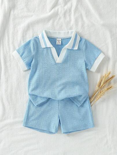 SHEIN Vintaside Kids 2 piezas Conjunto de verano azul para bebé niño/niña/unisex de 0-3 años, con top de manga corta con cuello y pantalones cortos a juego, estilo minimalista sin estampado, corte holgado, adecuado para salidas, uso casual en casa, deportes ligeros, conjunto de bebé/verano, ropa de bebé/exterior