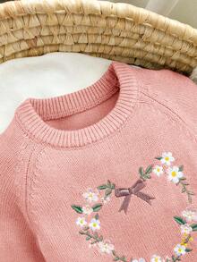 SHEIN Baby Girl Round Neck Raglan Sleeve Heart & Floral Pattern Knit Sweater Set