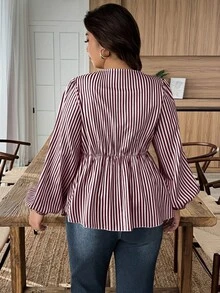 SHEIN LUNE Plus Size Women's Wavy Hem V-Neck Printed Fashion Shirt, Autumn/Winter - Multicolor - View 2